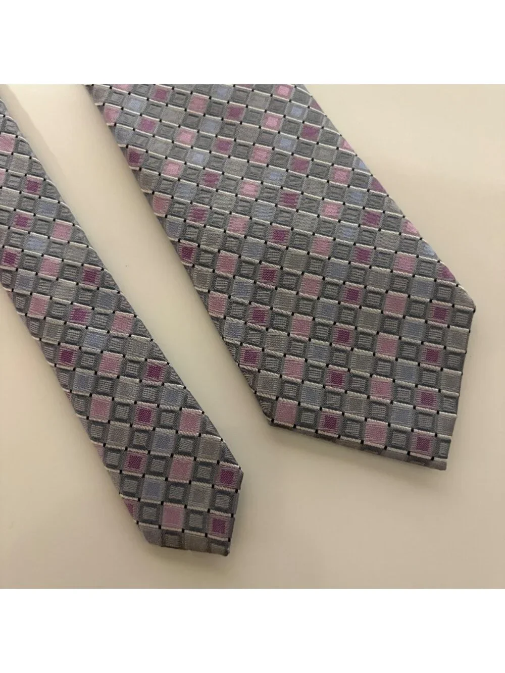 Kenneth Cole Silk Extra Long Tie Gray Pink Geometric Mens Necktie Office Formal